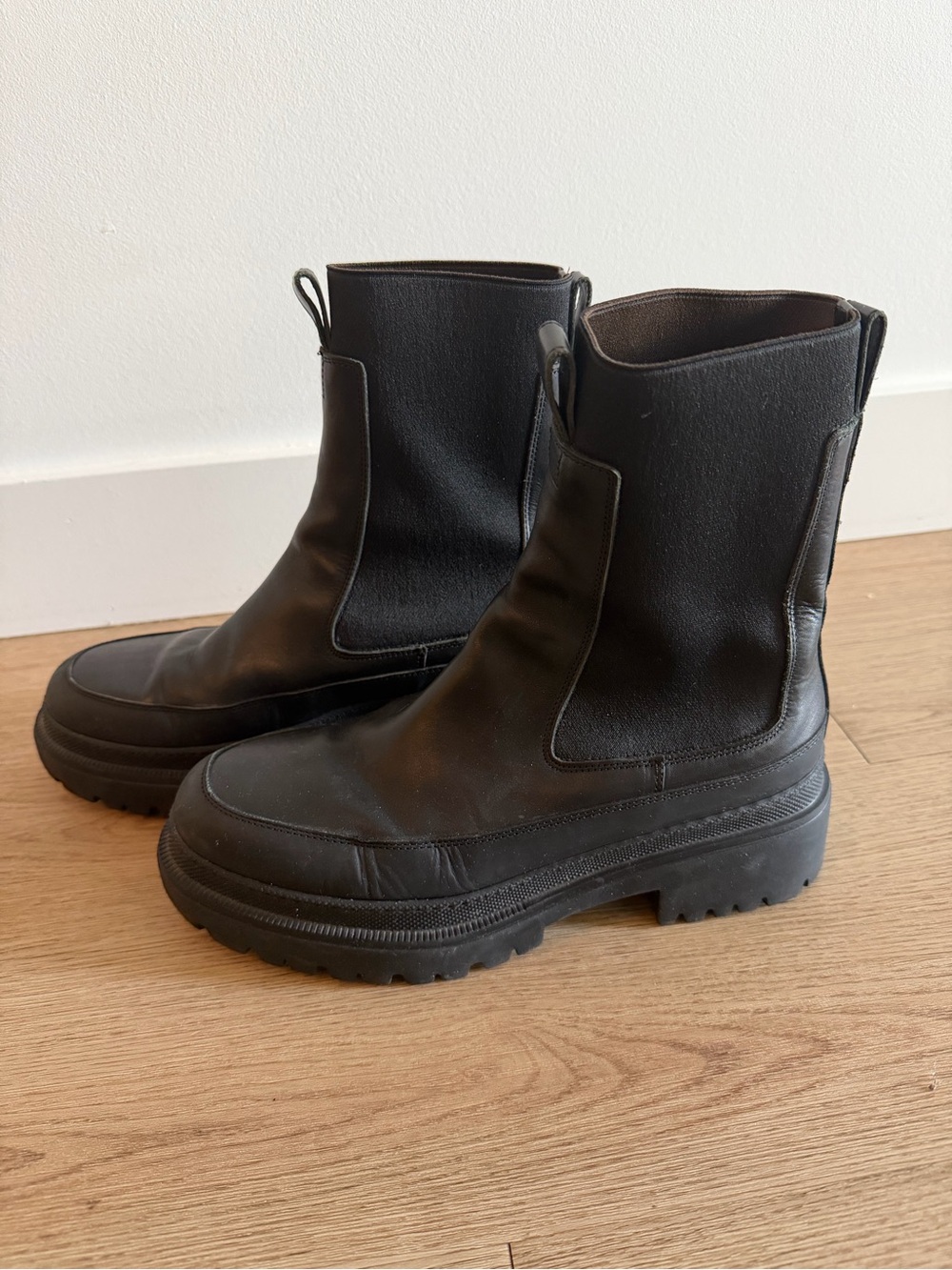 Arket Black Chunky Chelsea Ankle Boots